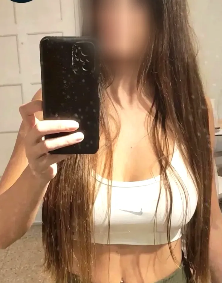 Emmi, 37