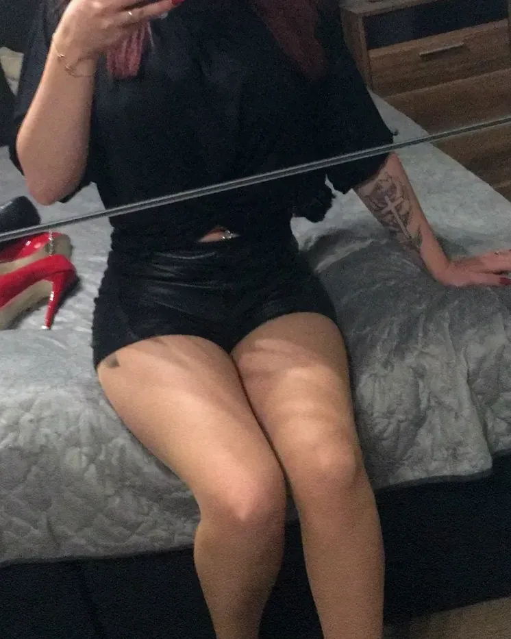 Ulla, 30